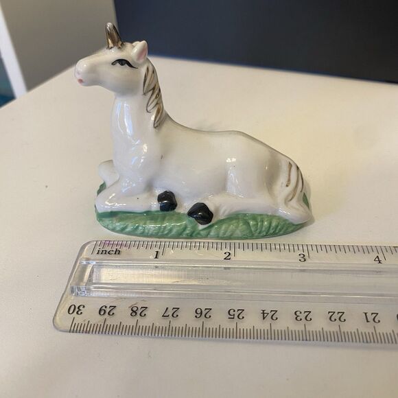 Vintage 1980s Unicorn Figurine Porcelain 3" White Gold - Picture 2 of 6